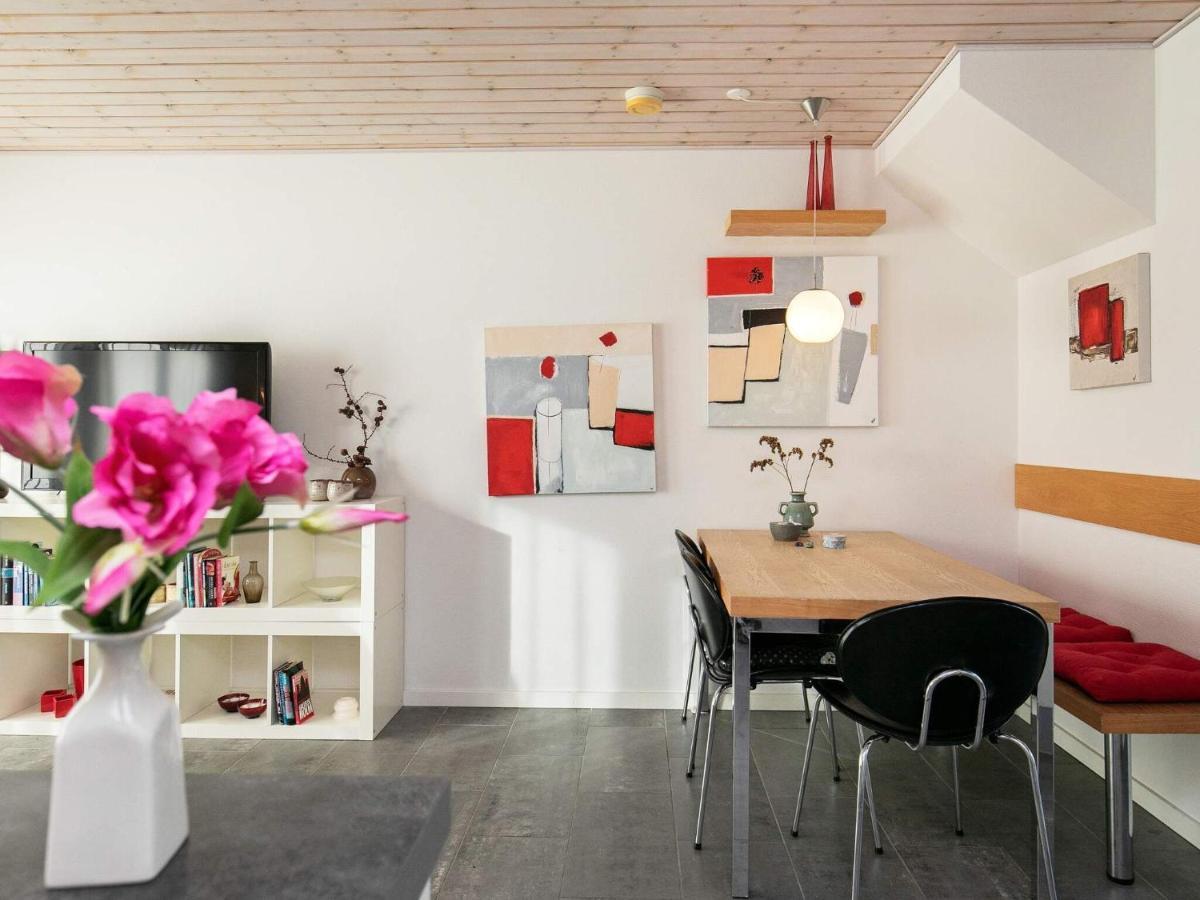 6 Person Holiday Home On A Holiday Park In 루켄 외부 사진
